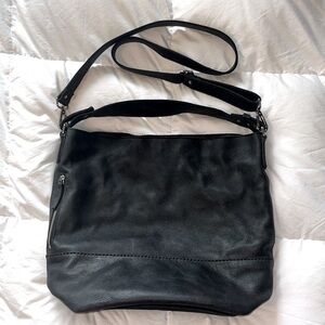 Like new Roots Hobo bag